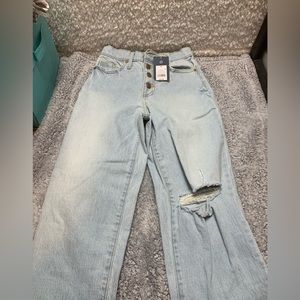 Universal thread 00 vintage straight jeans NWT